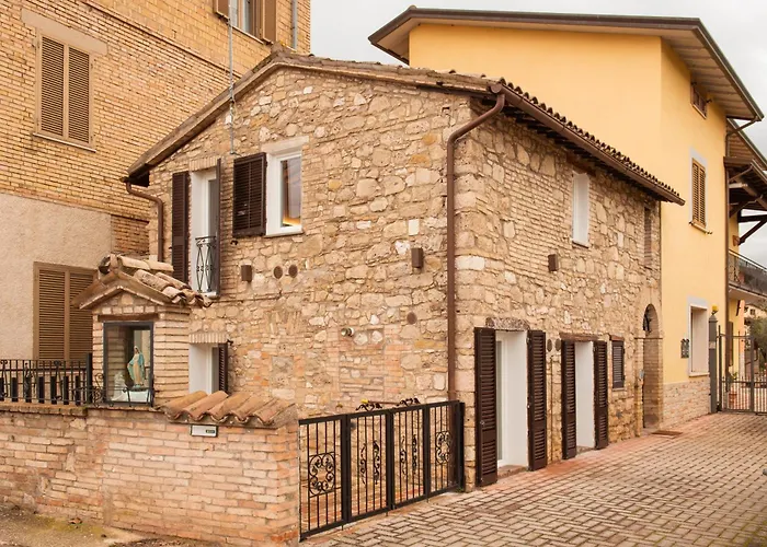 Maison Pisani - Romantic Vicino Assisi Rivotorto